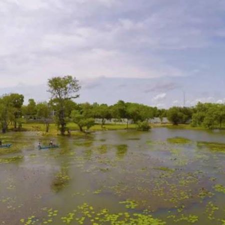 Grand Tamarind Lake Kataragama Exterior photo